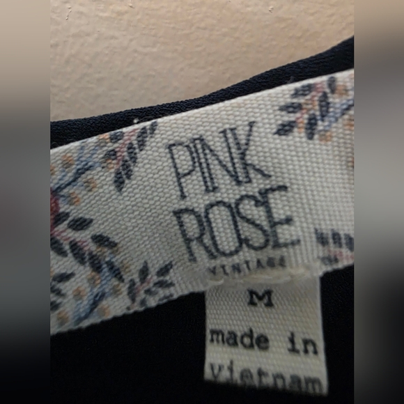 Pink Rose Navy‎ Blue Lightweight Blouse Size Medium - Picture 2 of 5